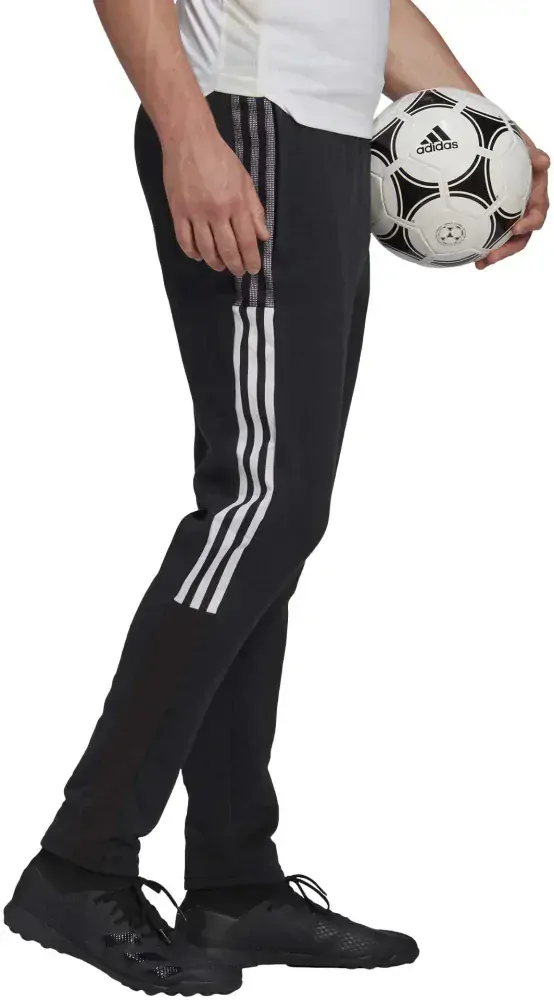 Fotbalové tepláky adidas TIRO 21 PANTS černá
