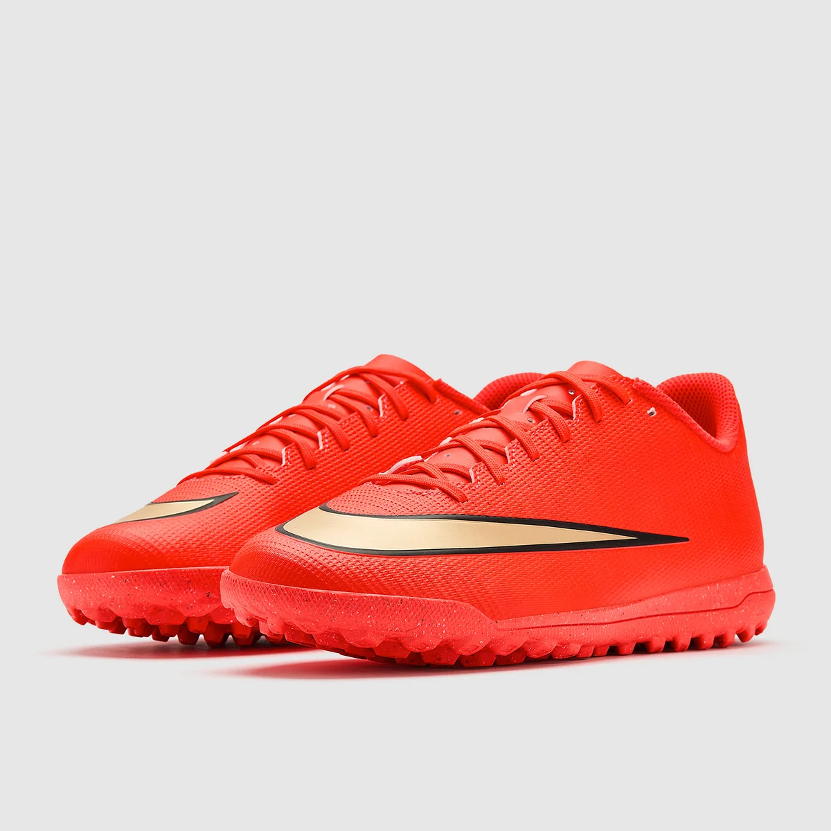 Turfy Nike Mercurial Vapor XVII Club TF červená