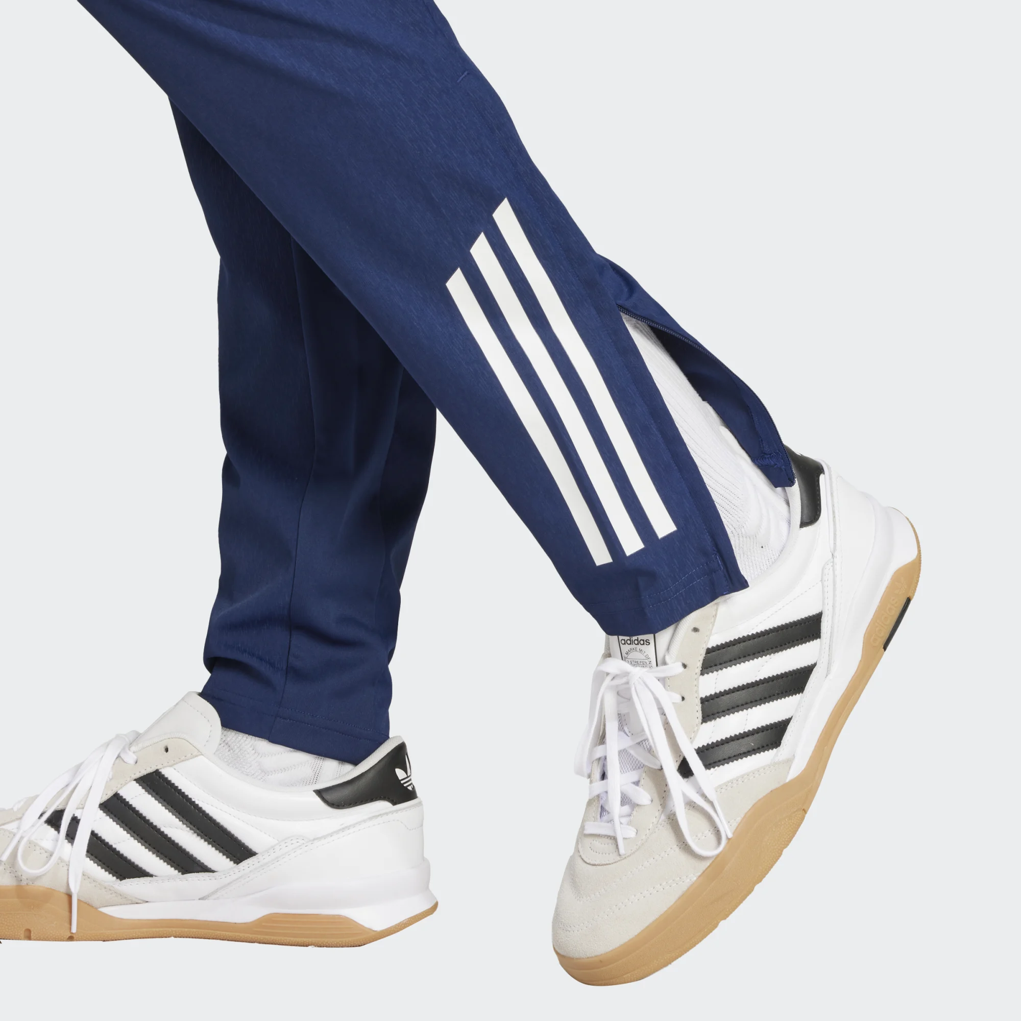 Fotbalové tepláky adidas TIRO 25 COMPETITION tmavě modrá