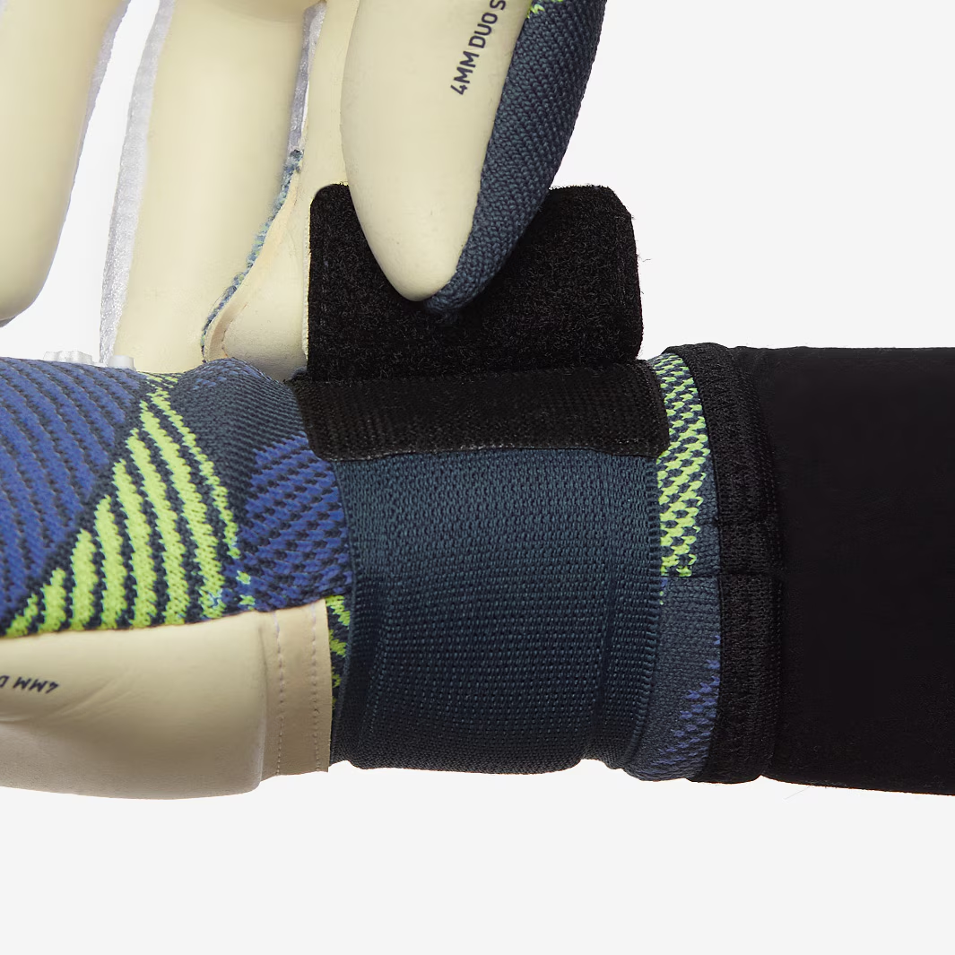 Brankářské rukavice Puma FUTURE PRO HYBRID tmavš modrá/bílá