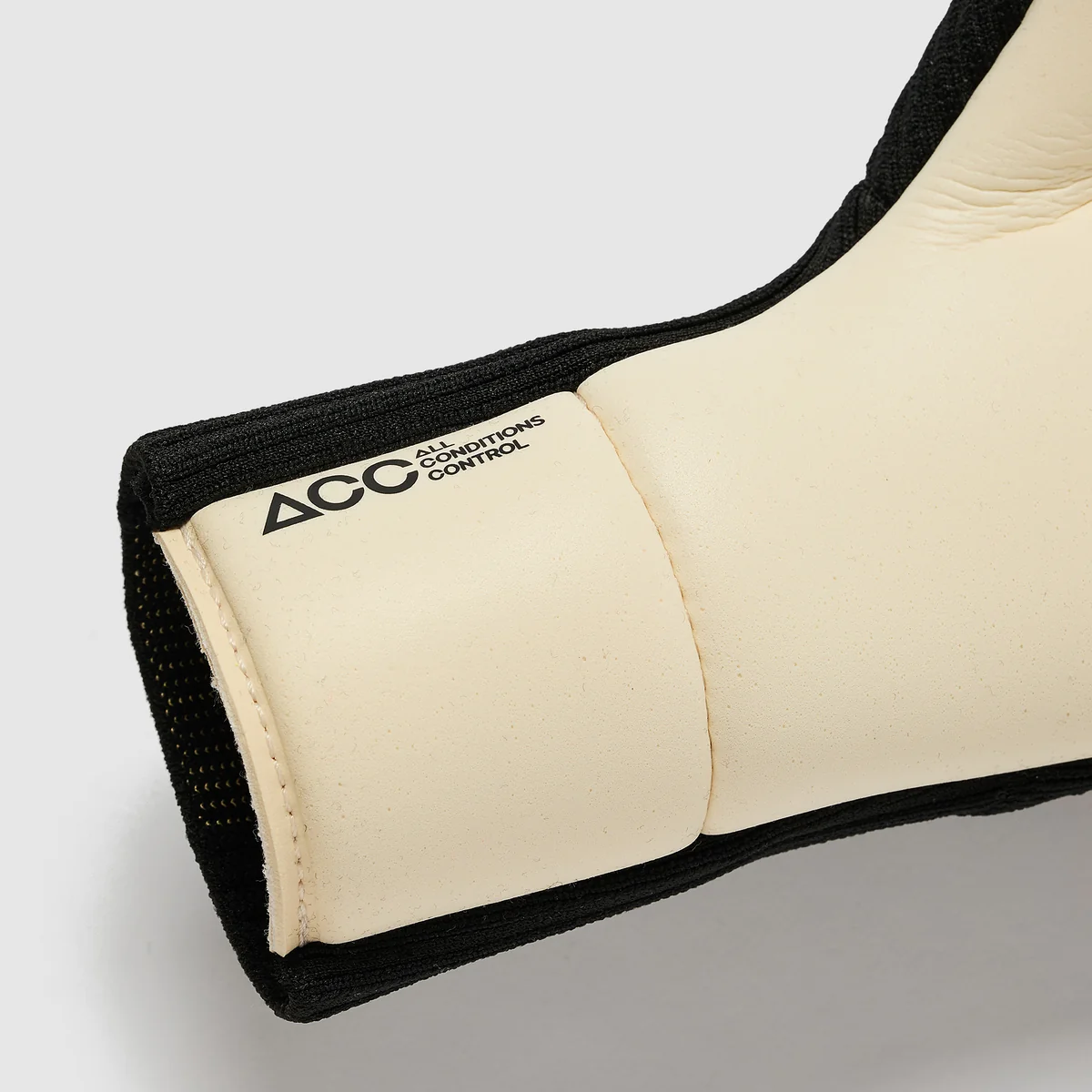 Brankářské rukavice Nike Phantom Dynamic Fit GK Gloves černá/červená/bílá