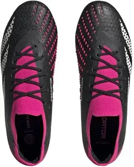 Kopačky adidas Predator Accuracy. 1 Low SG černá/růžová