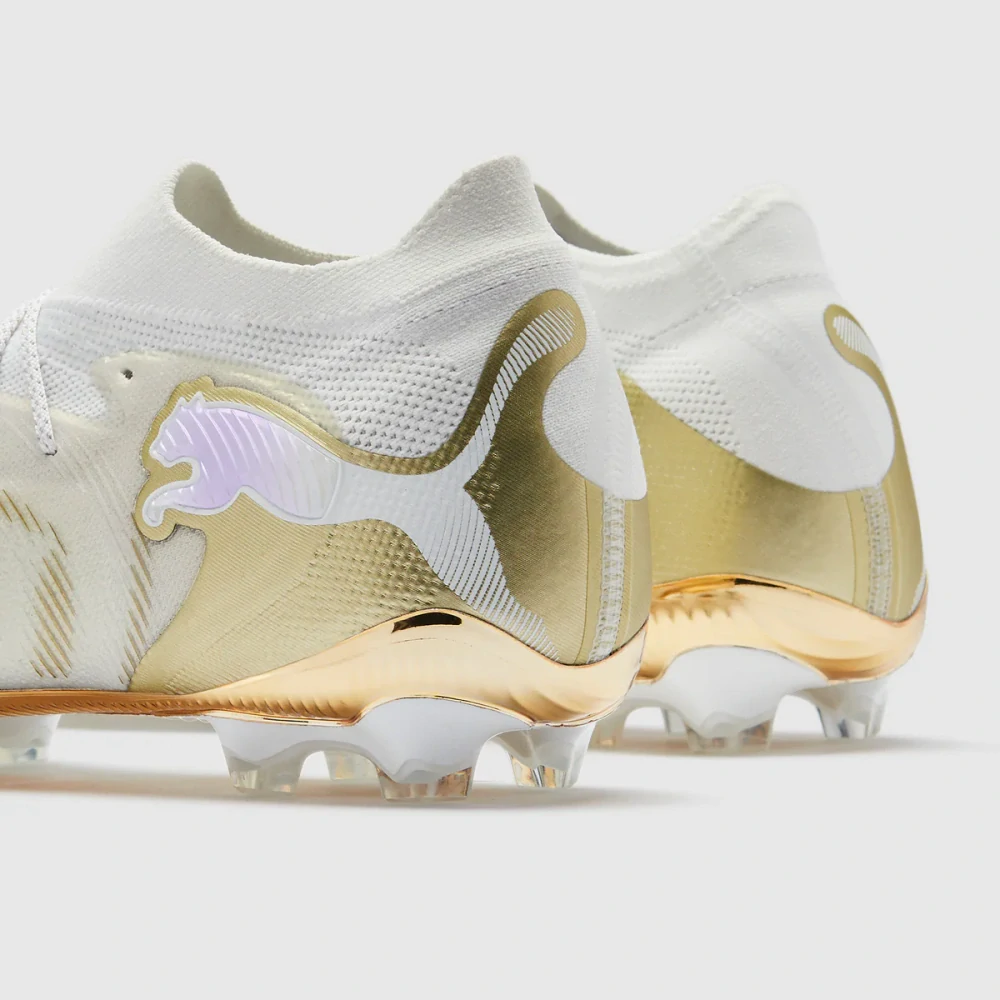 Kopačky Puma Future 9 Ultimate FG bílá/zlatá
