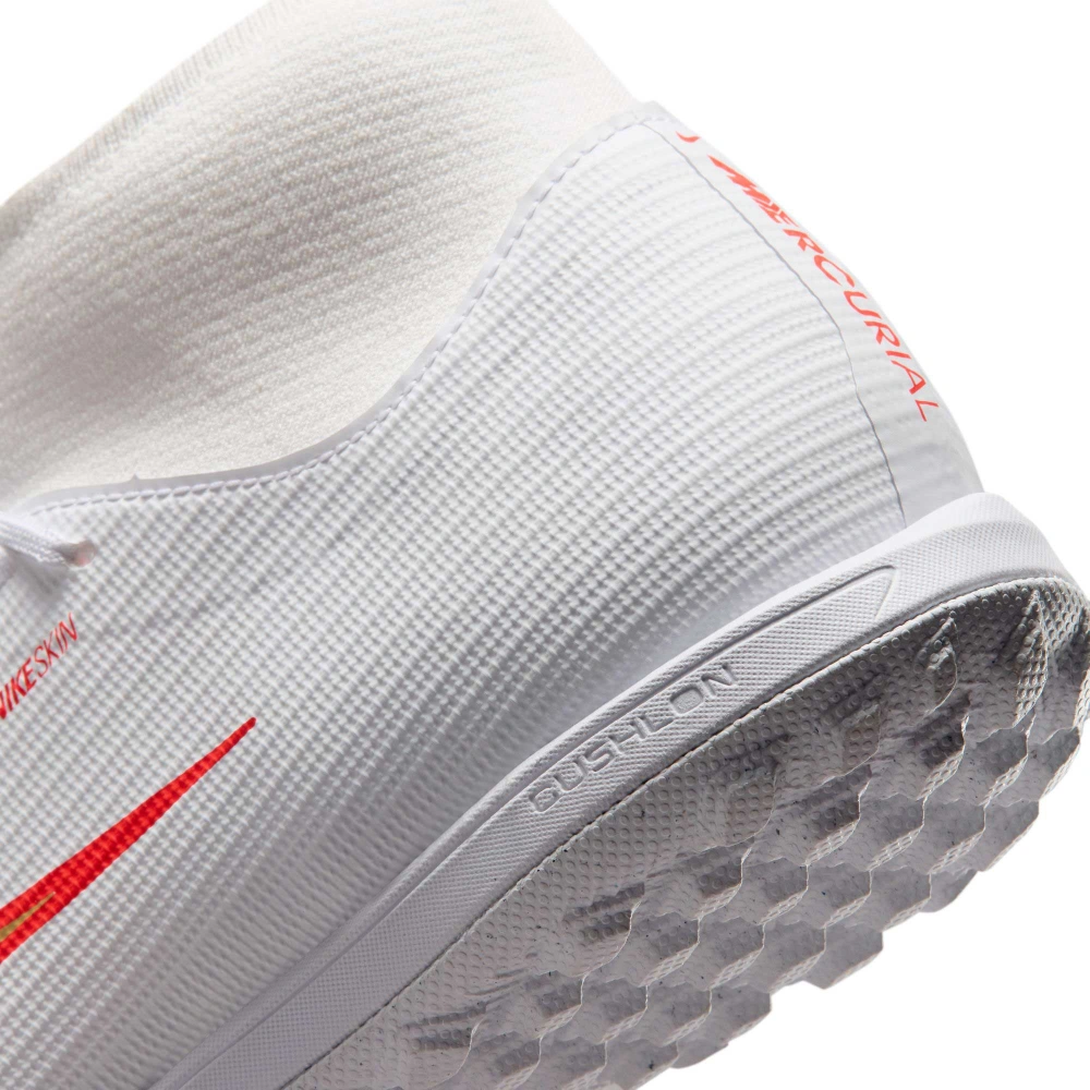 Turfy Nike Mercurial Superfly 11 Academy TF KM bílá/zlatá