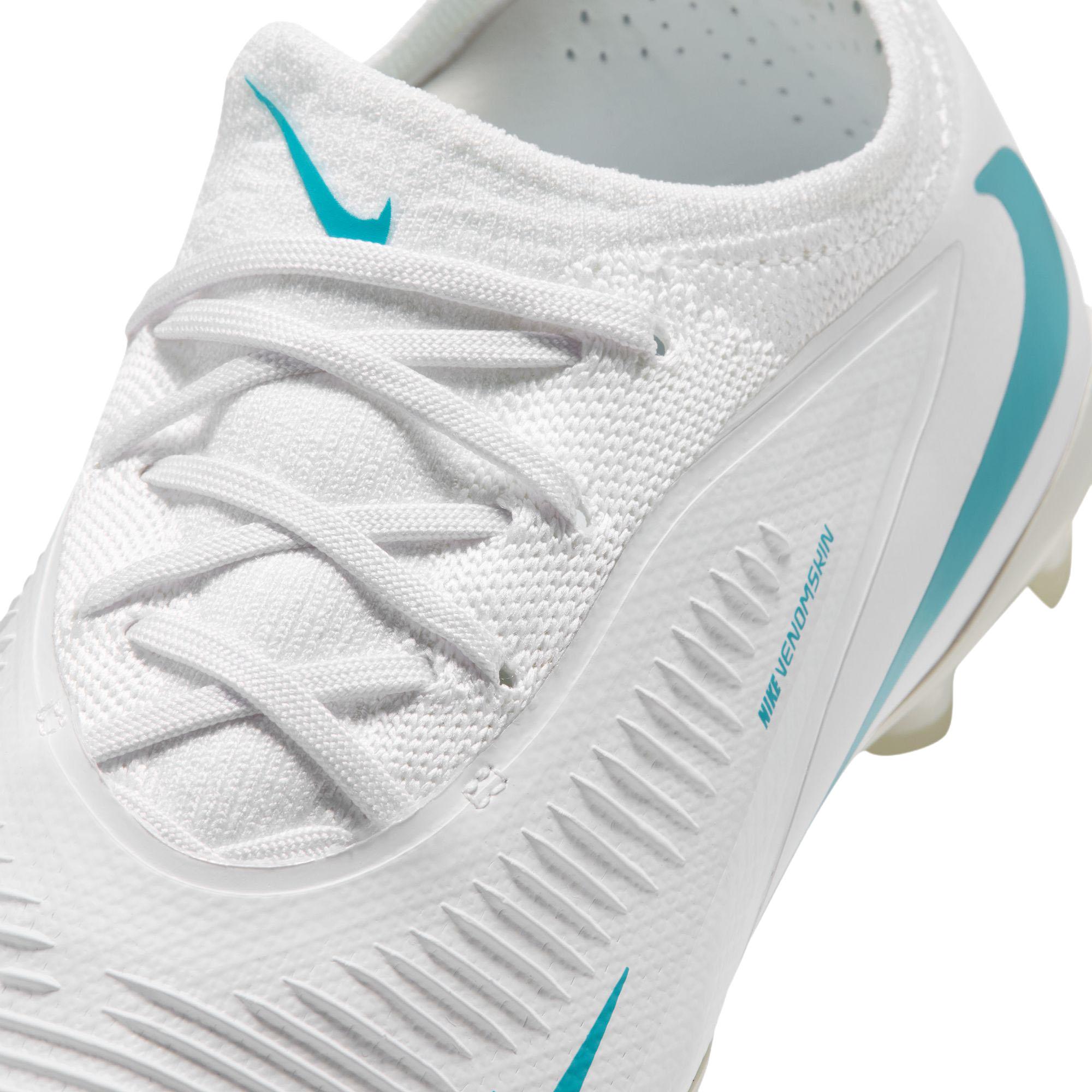 Dětské kopačky Nike Phantom 6 Pro Low FG/MG bílá/modrá