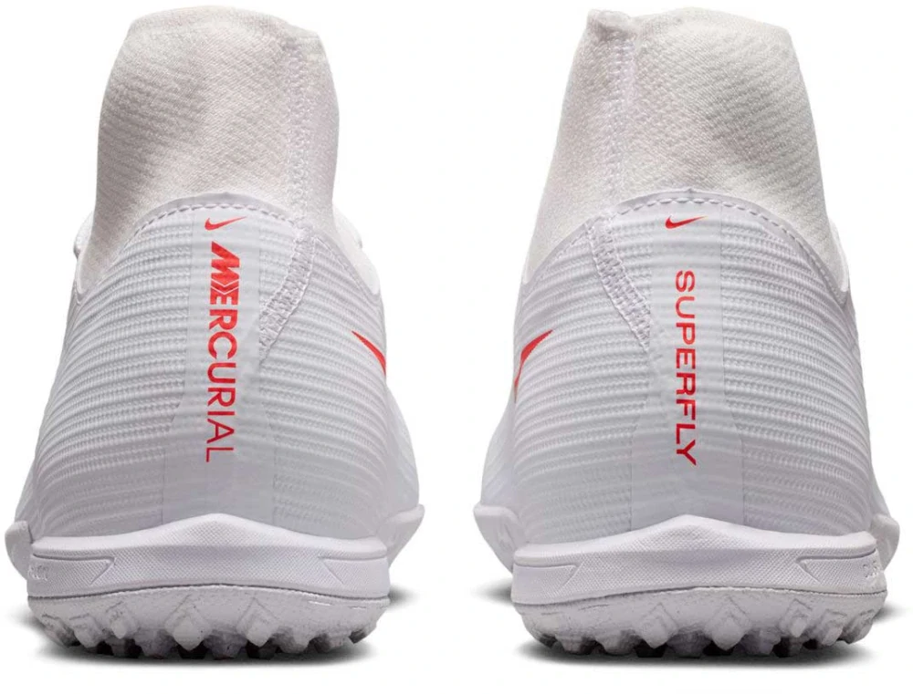 Turfy Nike Mercurial Superfly 11 Academy TF KM bílá/zlatá